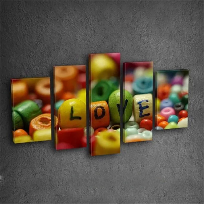 Boncuklar da Love Yazılı Kanvas Tablo